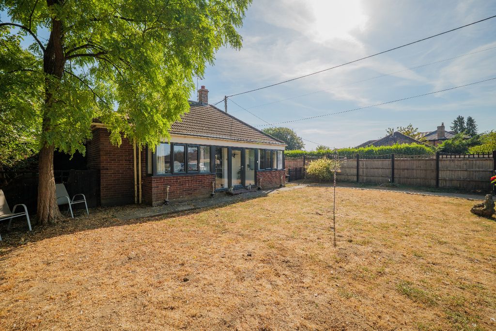 Property photo 2 of 17 5375235