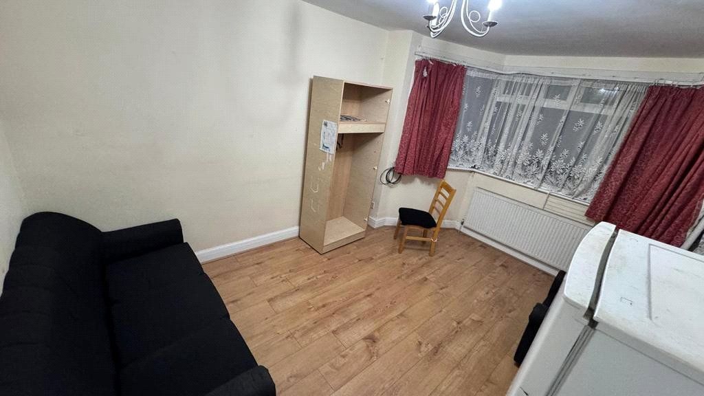 Property photo 2 of 20 Picture No. 07