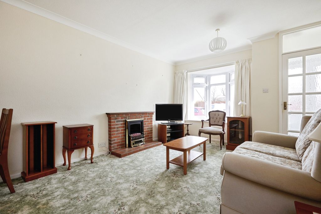 Property photo 3 of 16