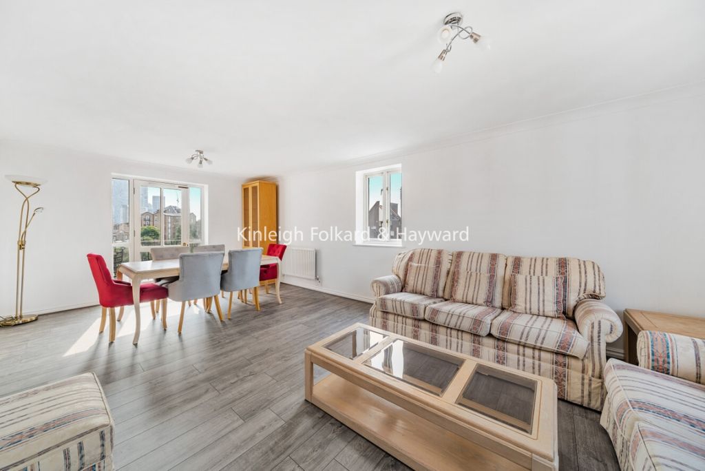 Property photo 1 of 9 39Ec3A32-7370-4B6B-8
