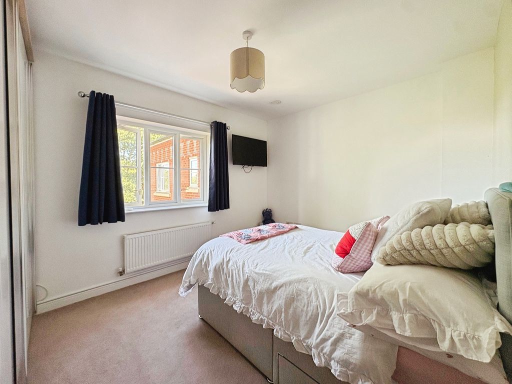 Property photo 2 of 8 Pbox-Img.Jpg