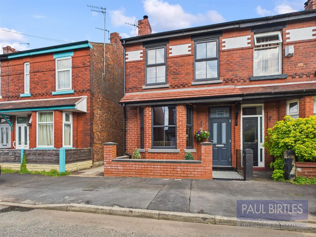 Property photo 1 of 27 Cam01301G0-Pr0647-Still055.Jpg