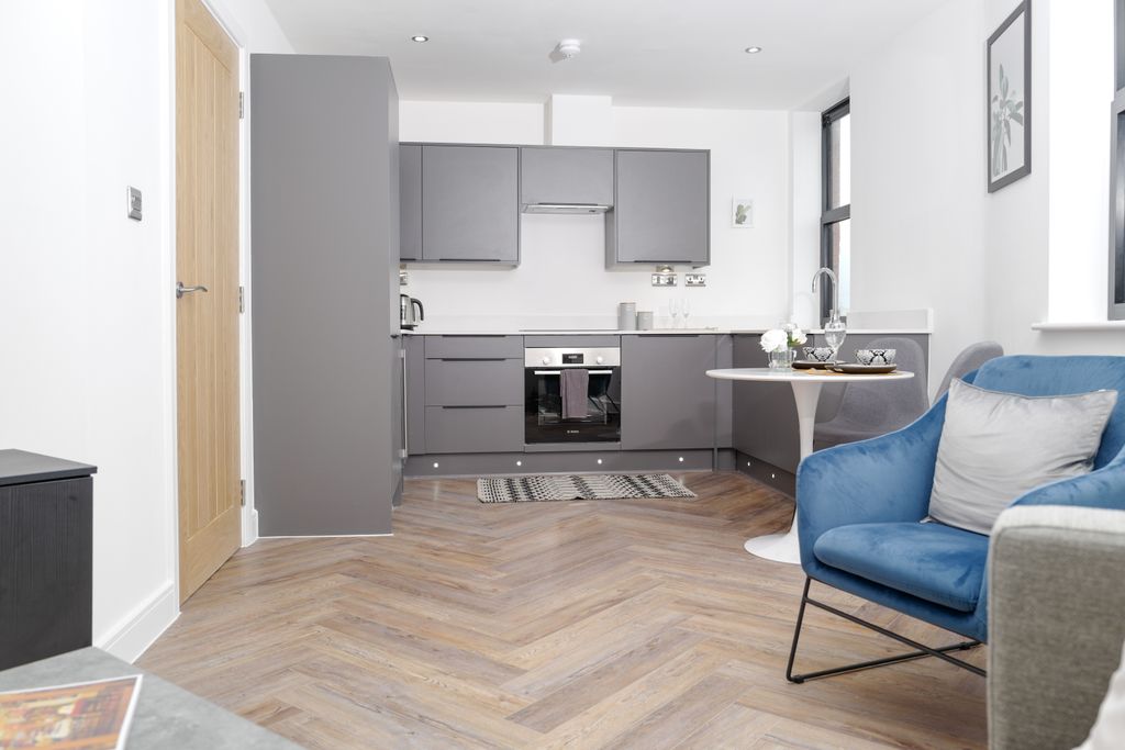 Property photo 2 of 10