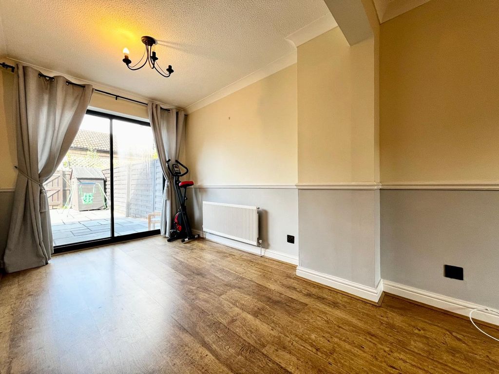 Property photo 3 of 9 Picture No. 21