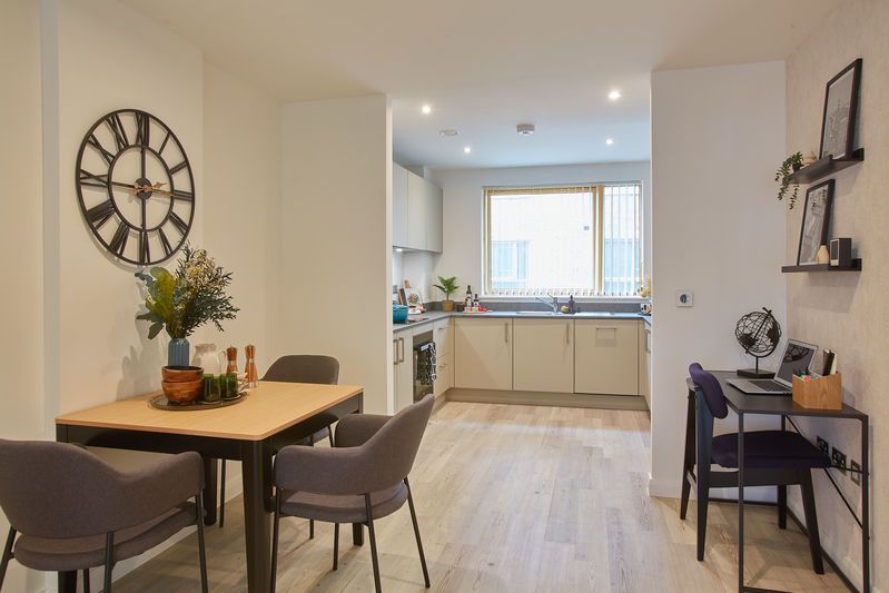 Property photo 3 of 7 Kitchen / Dining Area