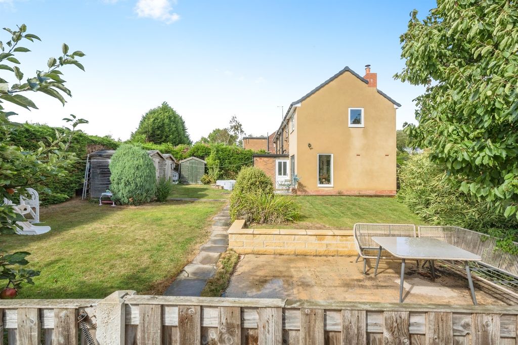 Property photo 1 of 24