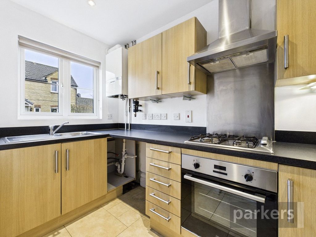 Property photo 2 of 16 Kitchen