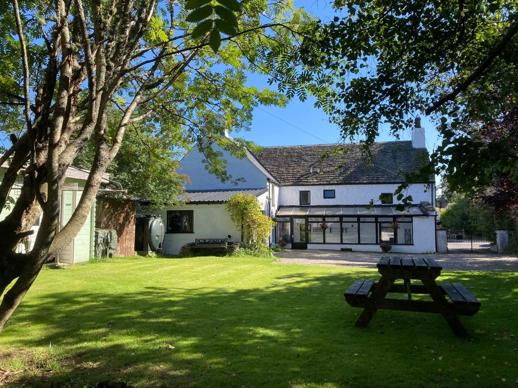 Property photo 1 of 28 Craigellachie House