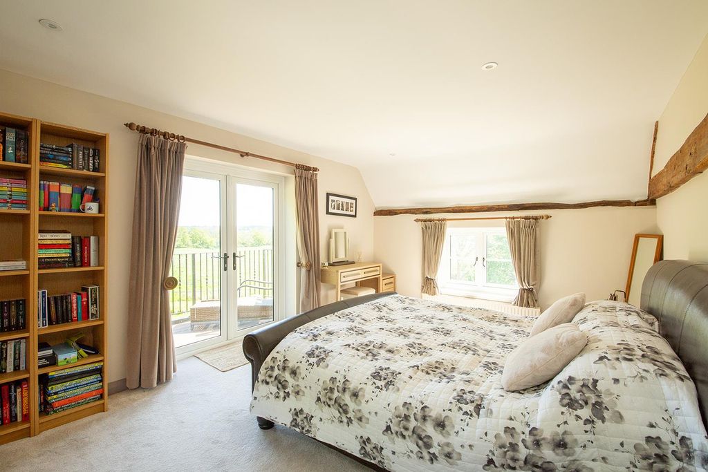 Additional image 13 of 5 bed farmhouse for saleLong Lane, Shaw, Newbury, Berkshire RG14