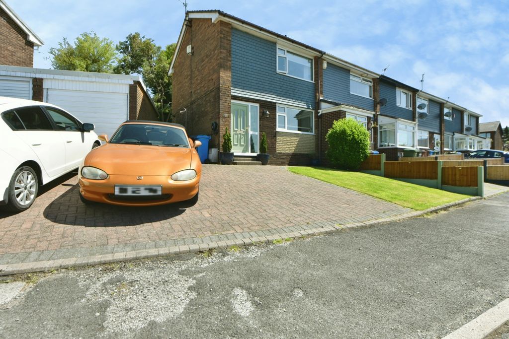 Property photo 1 of 15 Front