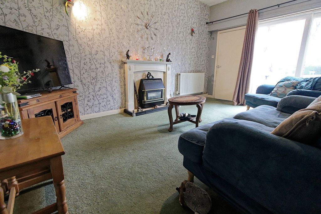 Property photo 2 of 12 Img_0436_Dxo