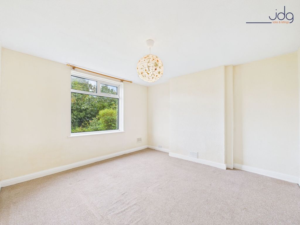 Property photo 3 of 10 Dining Room