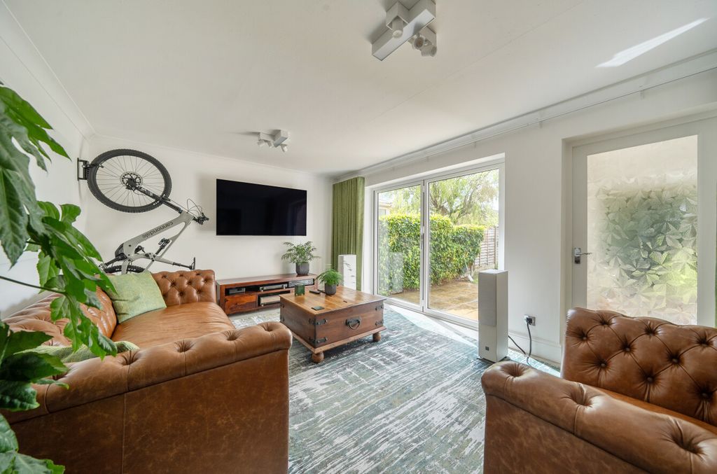 Property photo 2 of 12 1441868369Dcde8Ad45F1