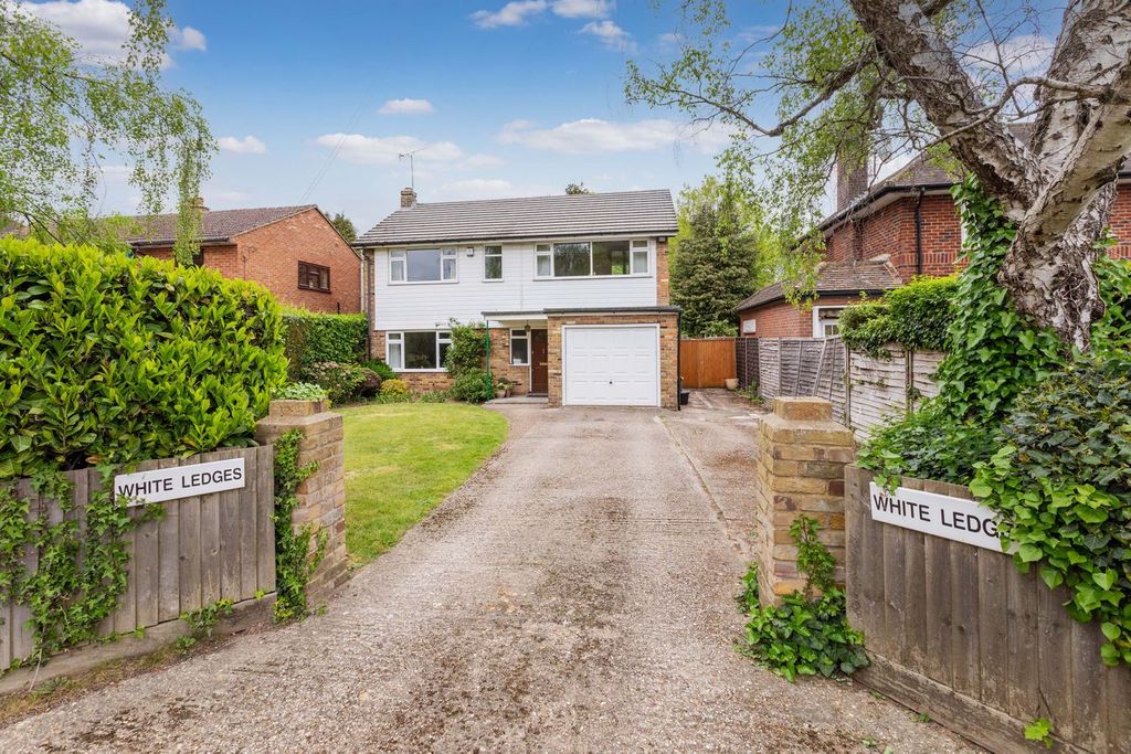 Property photo 1 of 18