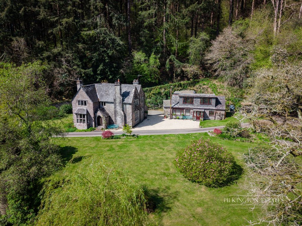 Property photo 1 of 34 4995863