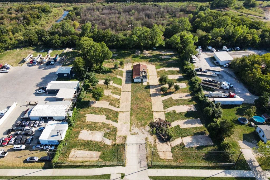 Property photo 2 of 9 <Alttext/>