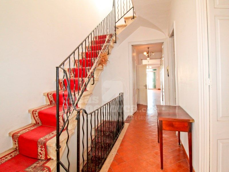 Property photo 3 of 31