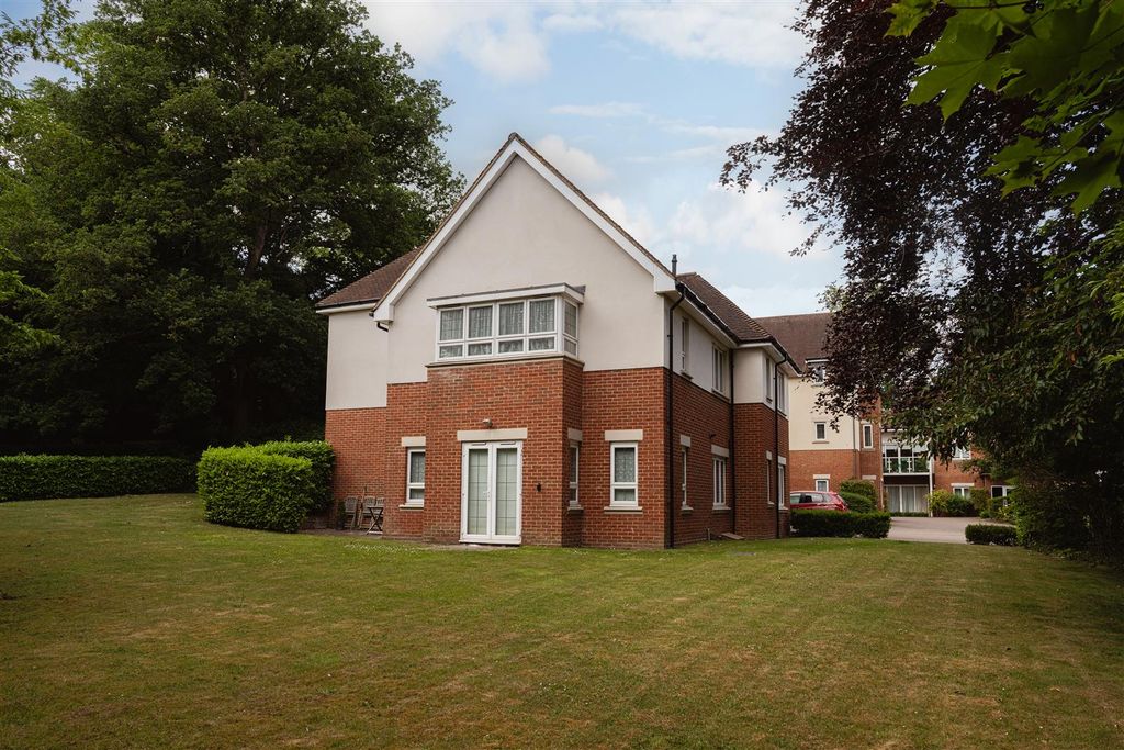 Property photo 1 of 18 3.Jpg