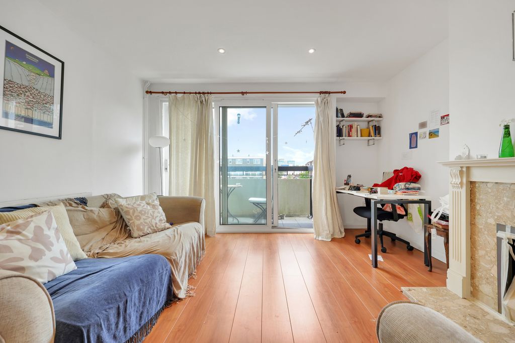 Property photo 1 of 10 Picture No. 02
