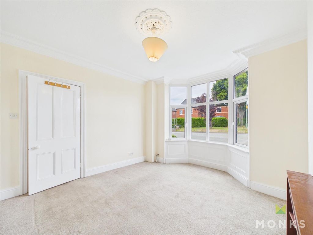 Property photo 3 of 13 Cam01520G0-Pr0414-Still015.Jpg