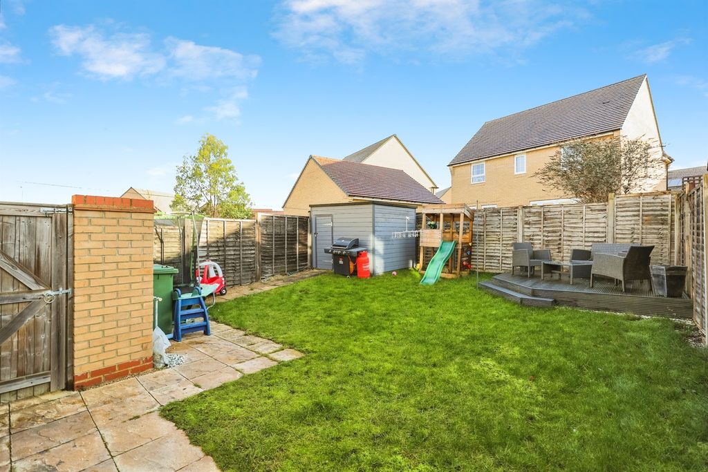 Property photo 2 of 10