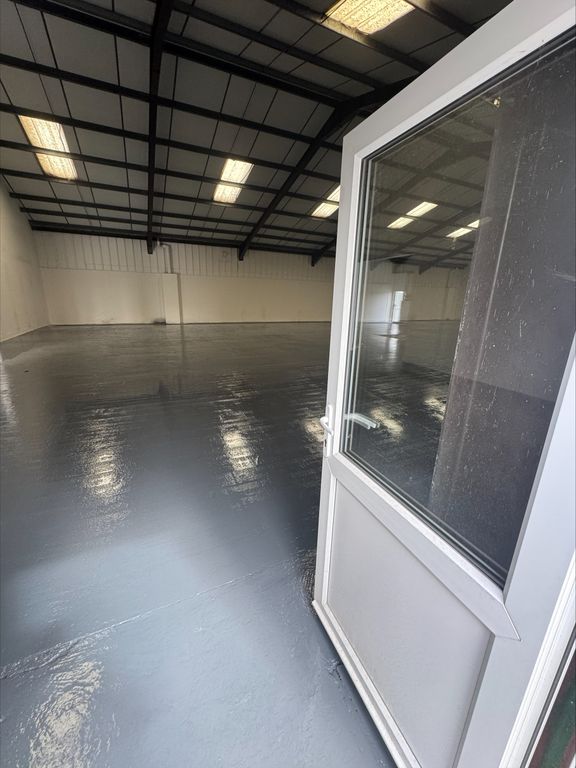 Property photo 3 of 5