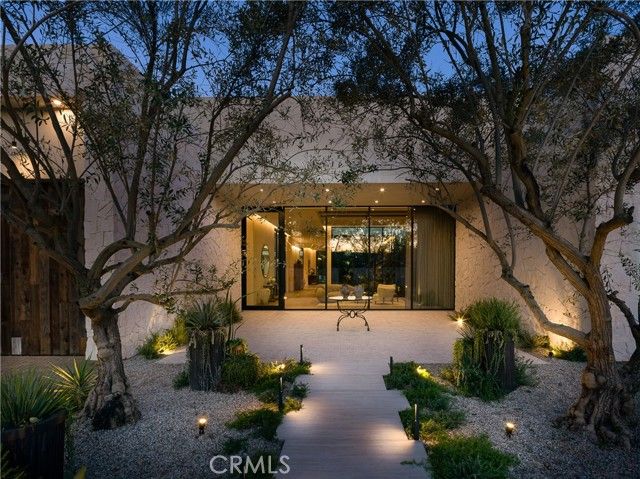 Property photo 3 of 26