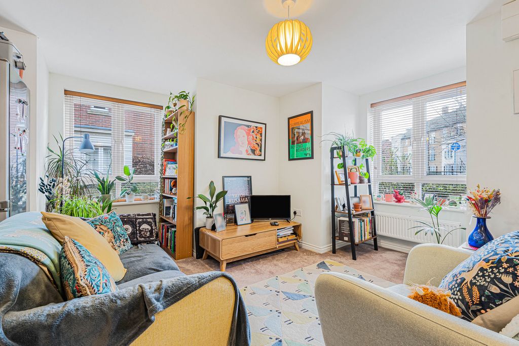 Additional image 5 of 1 bed flat for saleBlackthorn Road, Didcot OX11