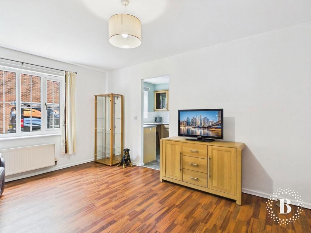 Property photo 2 of 9