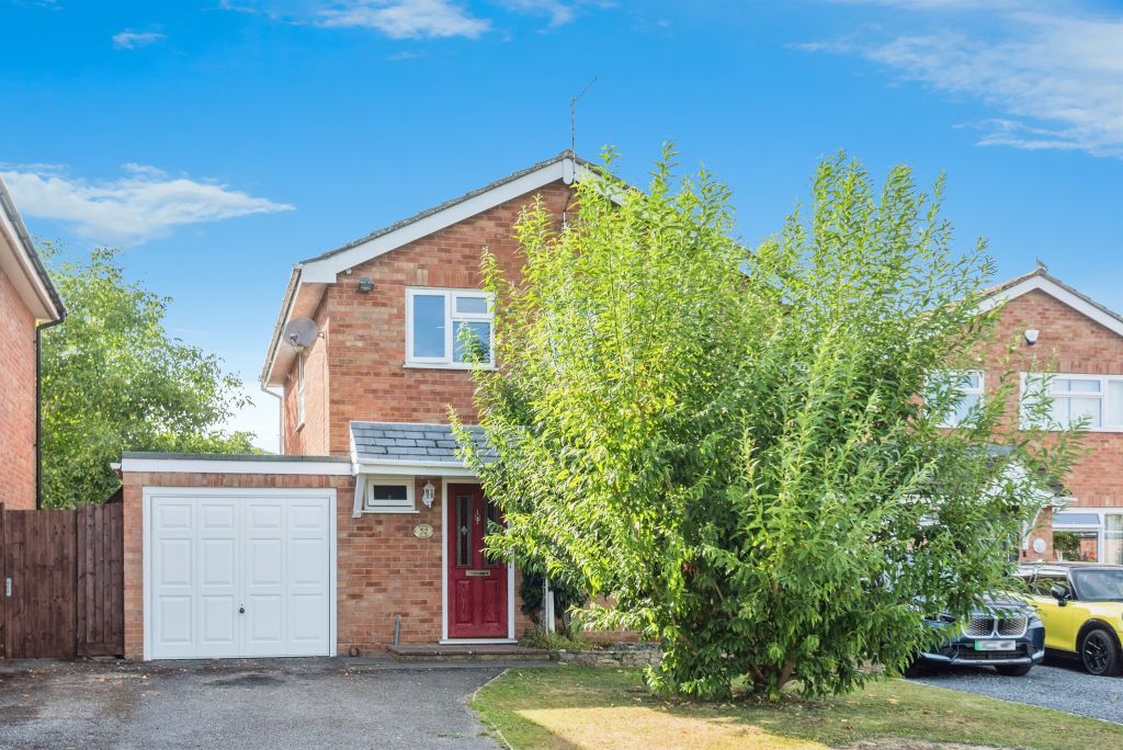 Property photo 1 of 17