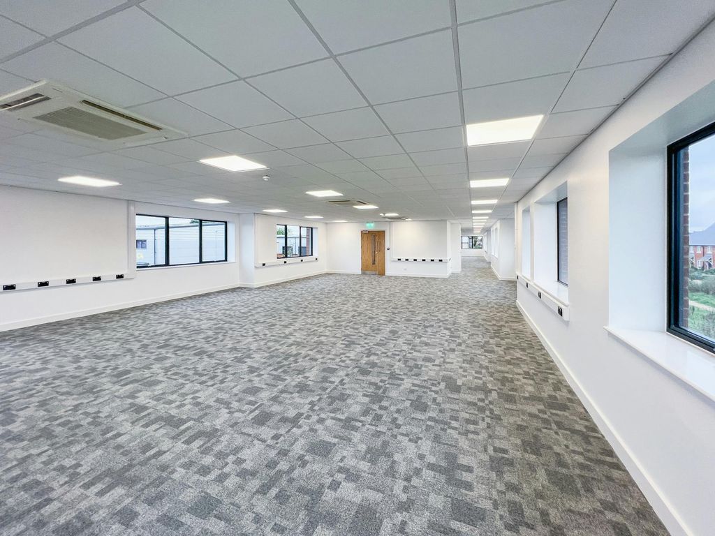 Property photo 2 of 10 15.Jpg