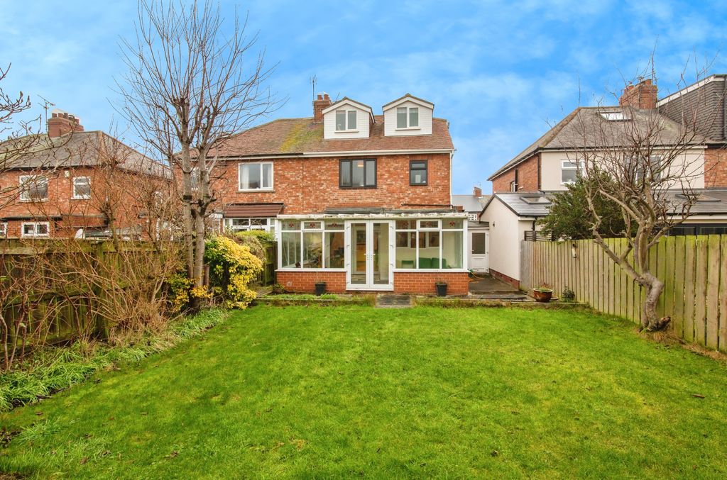 Property photo 2 of 15