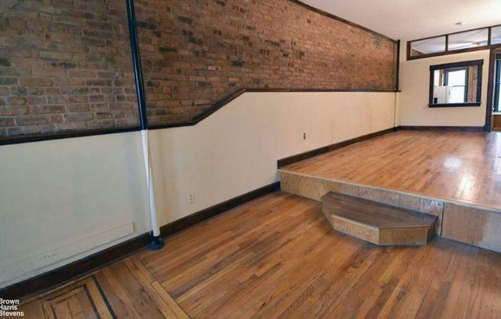 Property photo 2 of 11 <Alttext/>