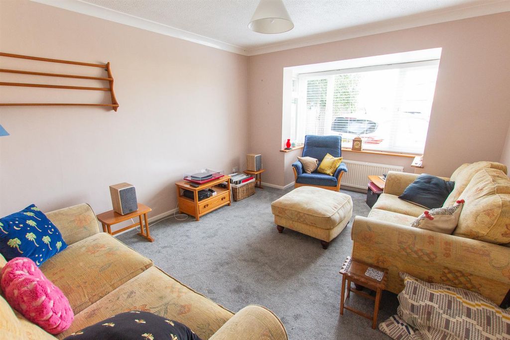 Property photo 2 of 13 Frt2-157.Jpg