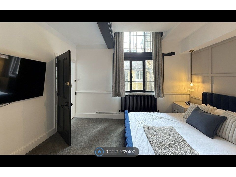 Property photo 3 of 9 Room 1