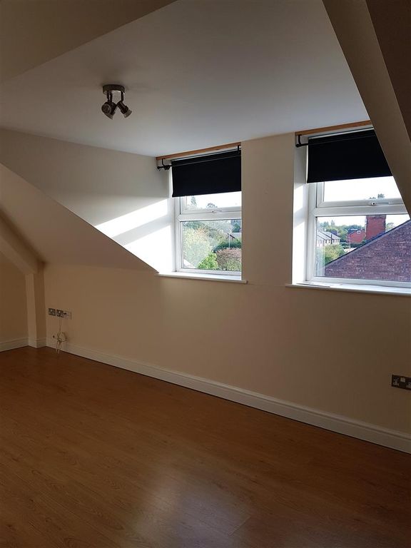 Property photo 3 of 6