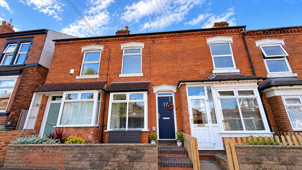 Property photo 1 of 16 Victorian Terrace No. 17.Png