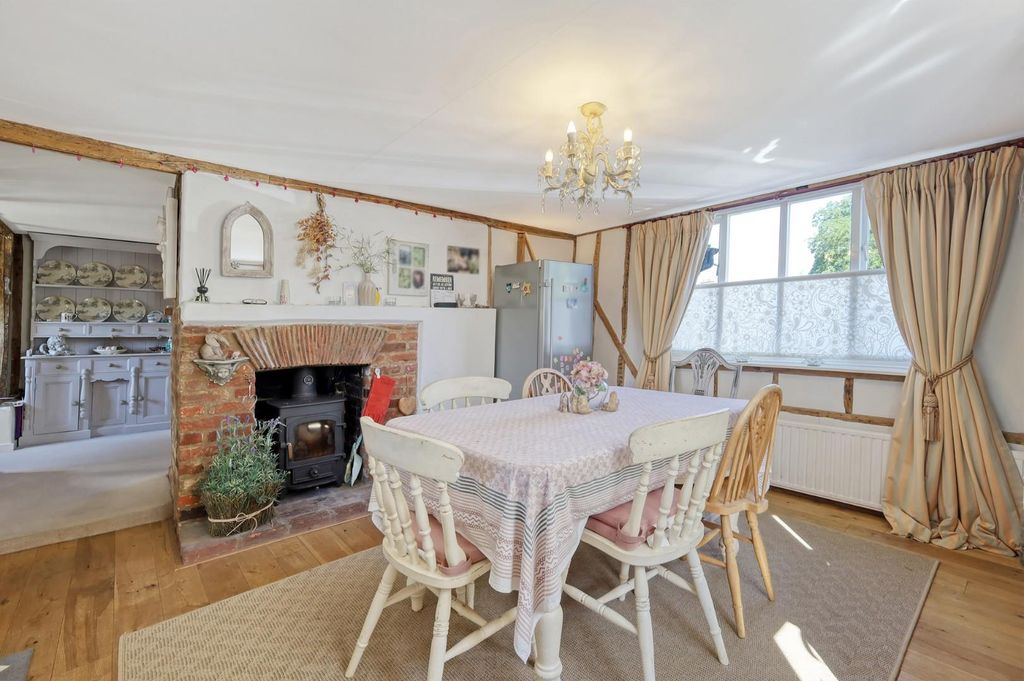 Property photo 3 of 25 Dining Room