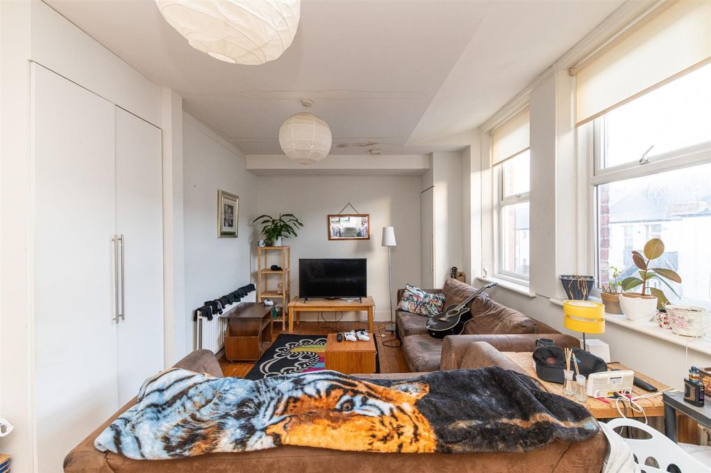 Property photo 3 of 12 85881467-B75d-4Da5-A3F2-98240Ff9E20E.Jpeg