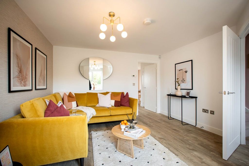 Property photo 3 of 12 Relax And Cosy Up In The Lounge