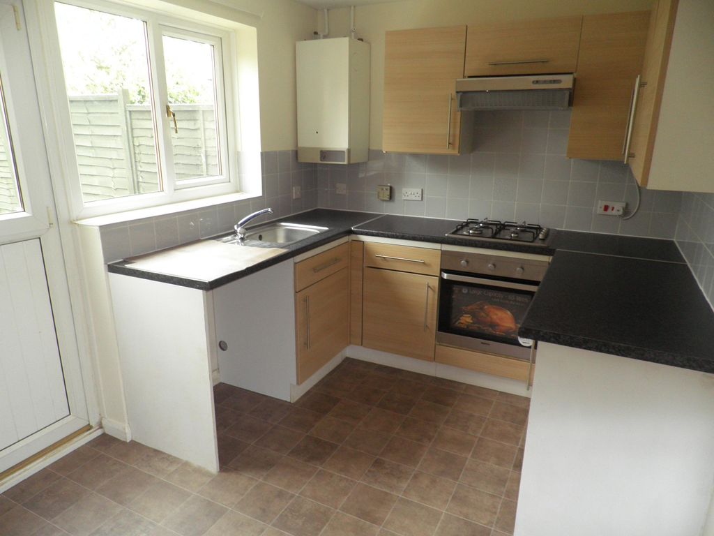 Property photo 2 of 5 Kitchen
