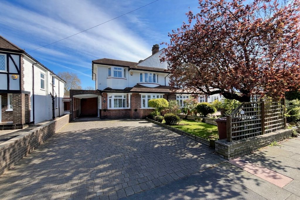 Property photo 1 of 20