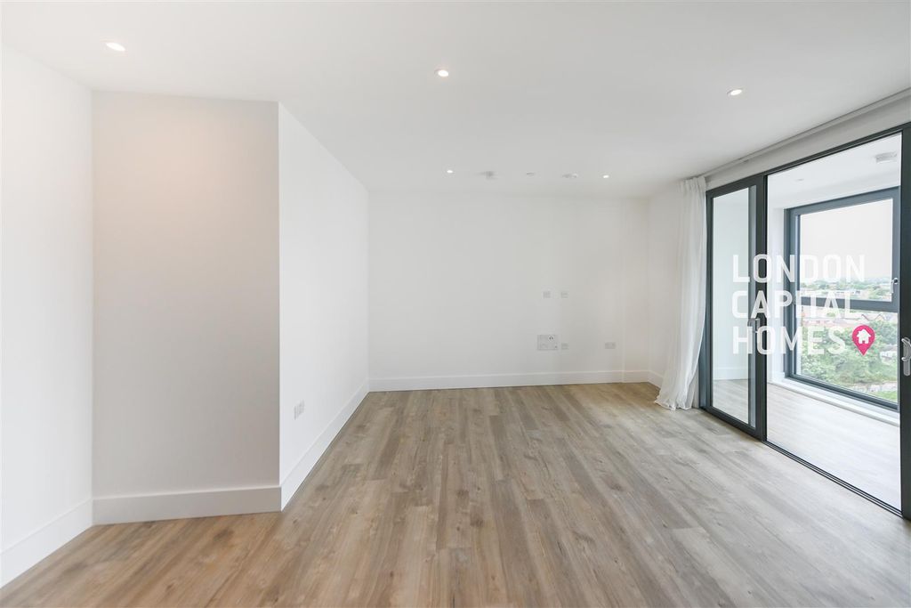 Property photo 2 of 24 20-334.Jpg