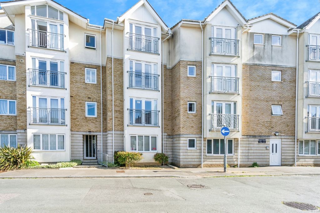 Property photo 1 of 14