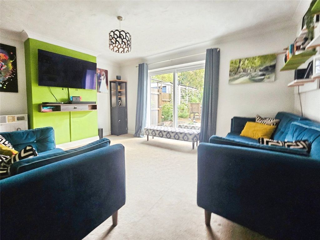 Property photo 3 of 25 Picture No. 21