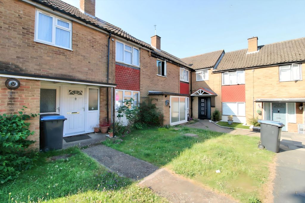 Property photo 2 of 18