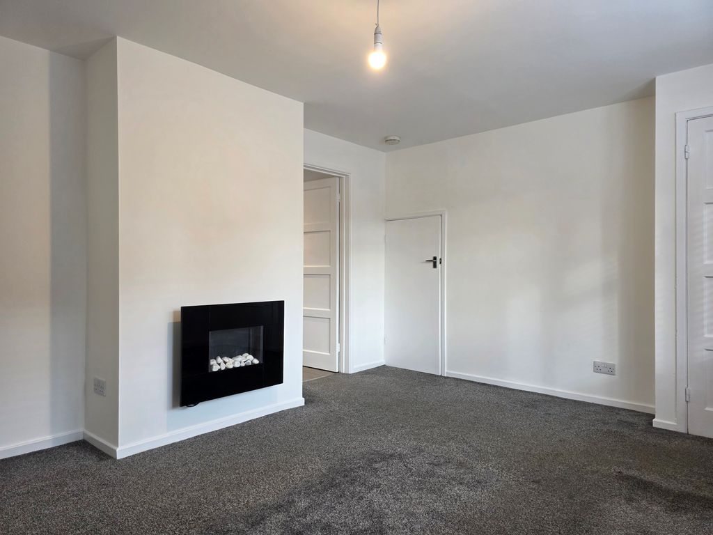 Property photo 2 of 29