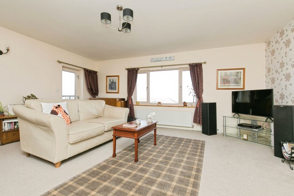 Property photo 3 of 20 Pbox-Img.Jpg