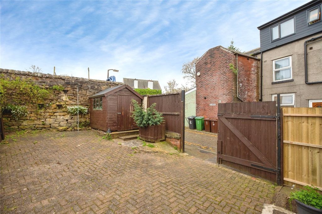 Property photo 2 of 26 Picture No. 06