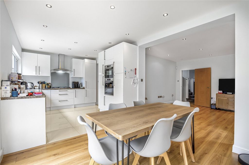 Property photo 3 of 15 Kitchen